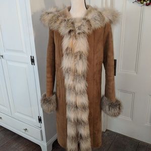 INOCHI Genuine shearling & real fox coat.